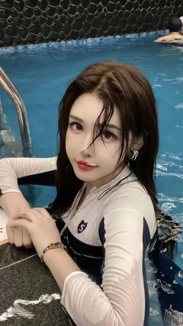 不完美的她——探索心理与情感的边界