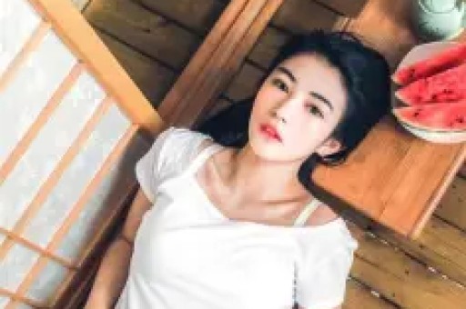 闫学晶直播翻车后人设塌陷账号被封代言终止道歉难挽回损失