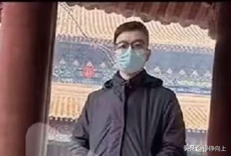 30出头就不能生育的小三，被扒后评论区炸了