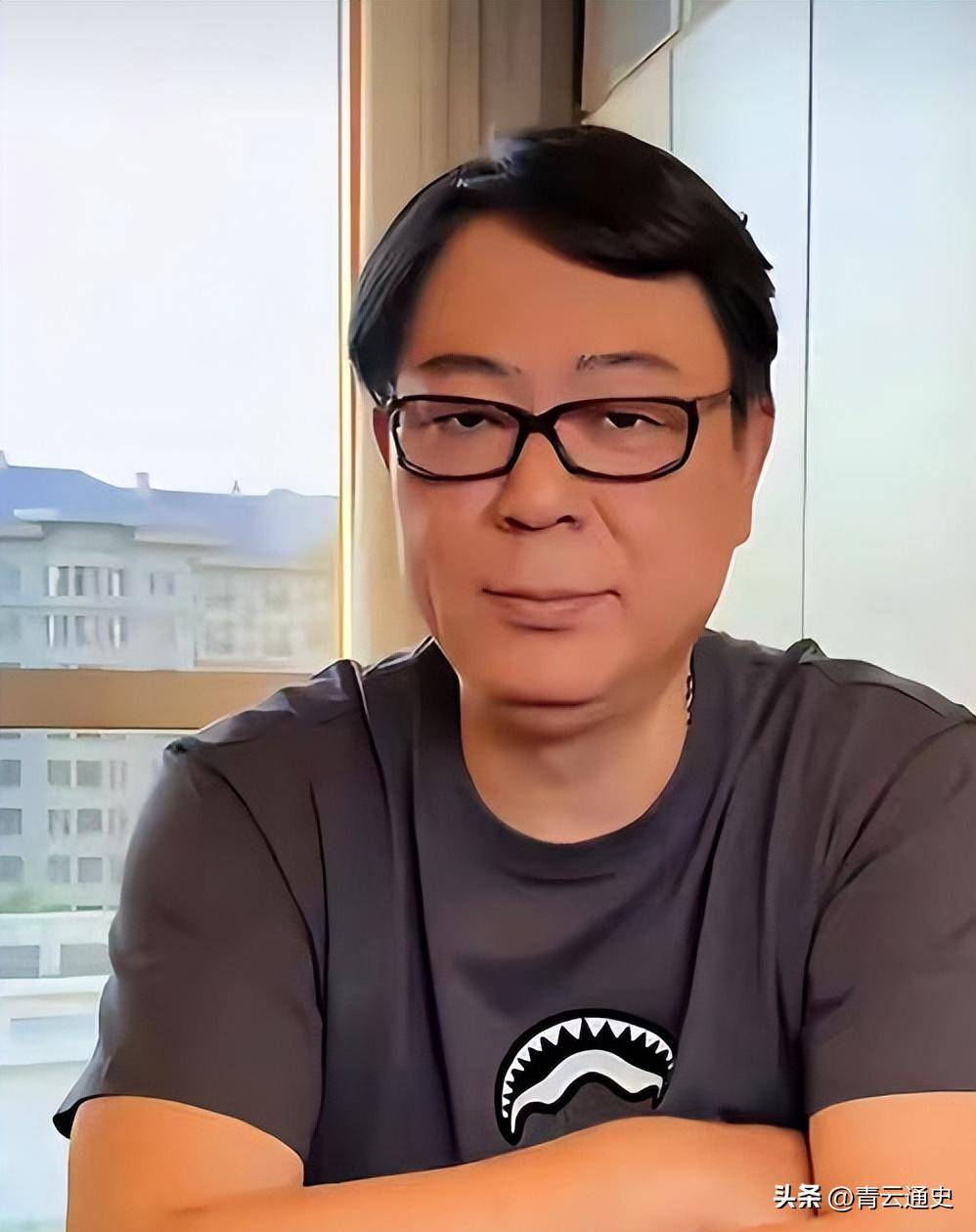 人设崩塌!老戏骨贪财好色晚节不保